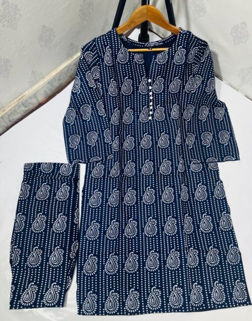 dark blue Dukancha